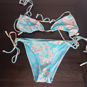 Victoria's Secret Tie Dye String Bikini Triangle Top Beach Coastal Swimwear‎ M